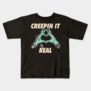 Creepin It Real -  Zombie Hand s Heart Kids T-Shirt